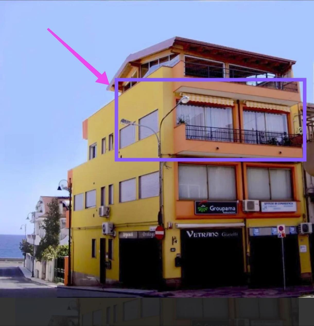 Pozzo Lazzaro Apartments Santa Teresa Di Riva Dış mekan fotoğraf